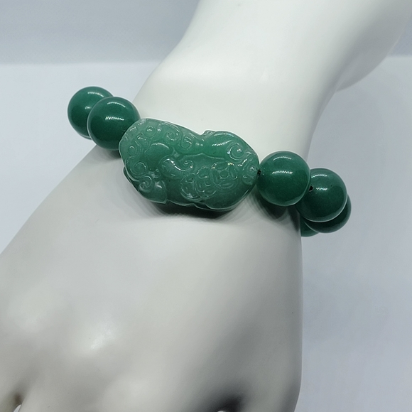 Jewelry - Jade Bracelet with Lucky charm